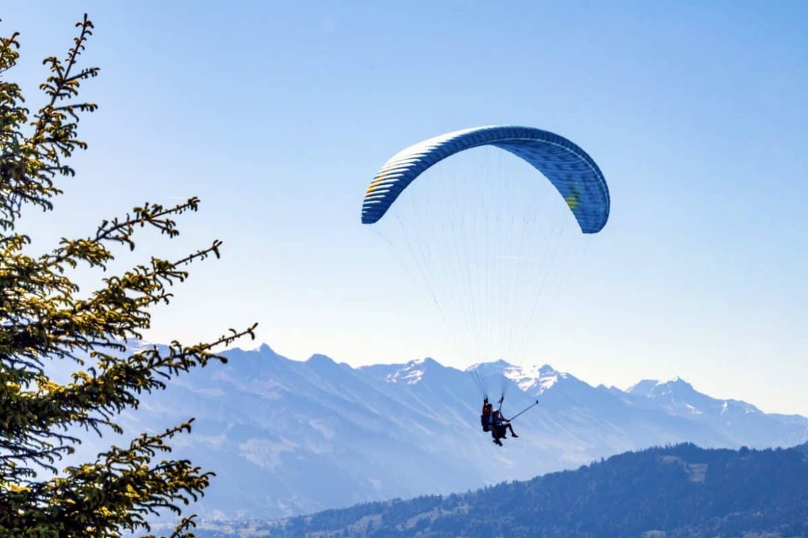 Skoki spadochronowe- oryginalny prezent na każdą okazję