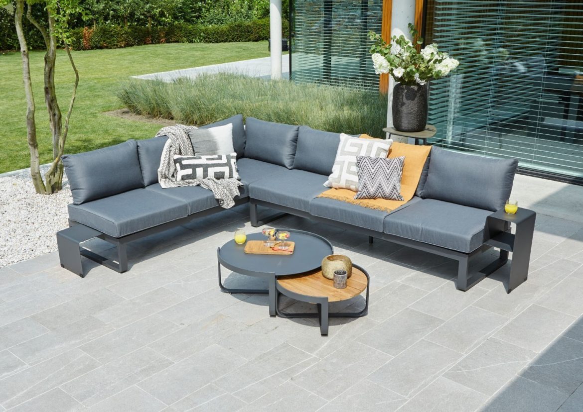 Meble wypoczynkowe na taras – co wybrać?