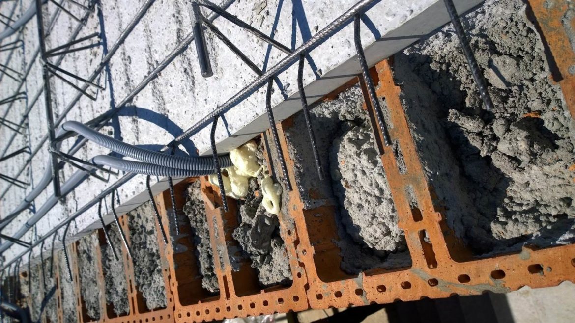 Właściwości konstrukcji żelbetowych